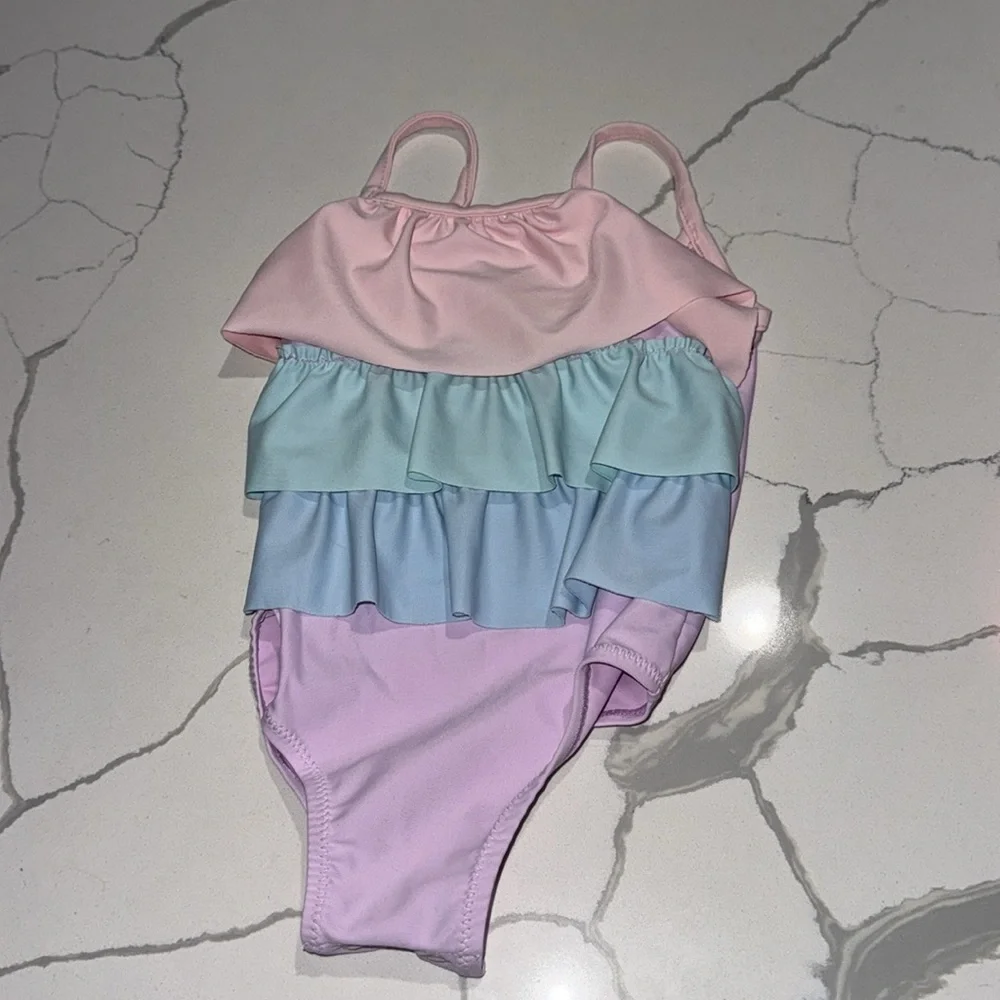 Tucker + Tate pink white